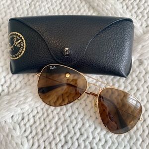Ray-Ban Classic Aviator Sunglasses